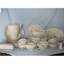 Large Set of Platinum Starburst China #1014