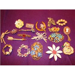 Vintage brooches-19 total