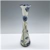 Image 1 : Early Moorcroft for Macintyre Florian Ware Vase, Blue Poppy