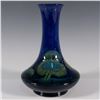 Image 1 : Moorcroft Pottery Vase Moonlit Blue