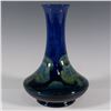 Image 2 : Moorcroft Pottery Vase Moonlit Blue