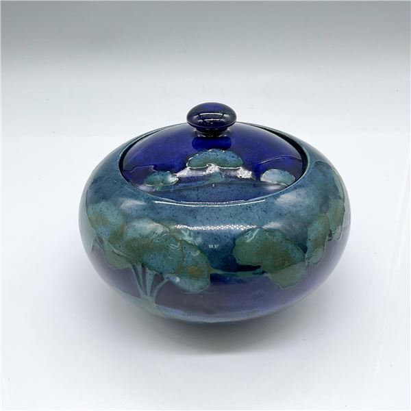 Early Moorcroft Pottery Covered Jar, Moonlit Blue