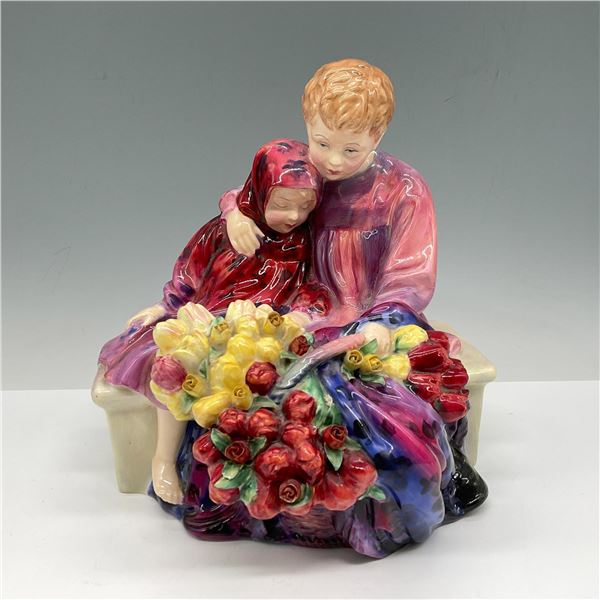 Royal Doulton Figurine, Flower Sellers Children HN1342