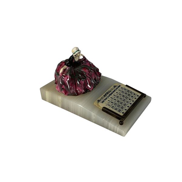 Polly Peachum Calendar - Royal Doulton Mini Figurine