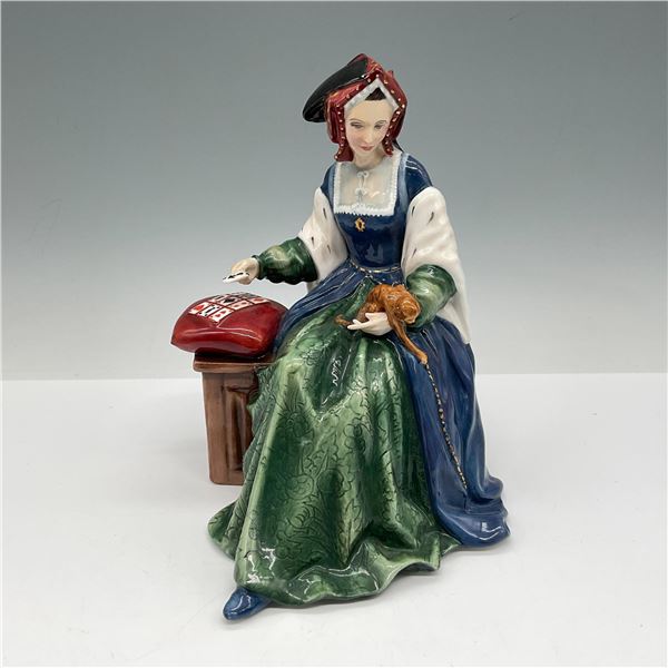 Catherine Aragon - HN3233 - Royal Doulton Figurine