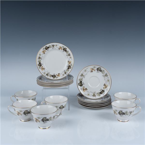 18pc Royal Doulton Fine China Cup, Saucer + Plate, Larchmont