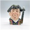 Image 1 : Guardsman D6582 Colorway - Mini - Royal Doulton Character Jug