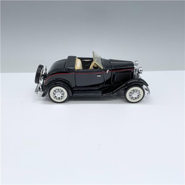 Vintage Die Cast 1932 Ford V8 Cabriolet