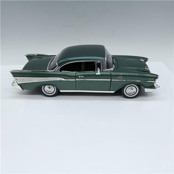Vintage Motor Max 1957 Chevy Belair
