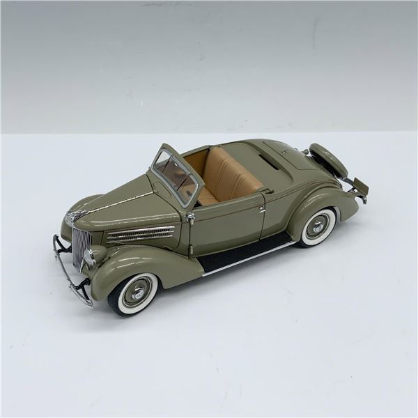 Franklin Mint 1936 Ford Cabriolet Toy Car
