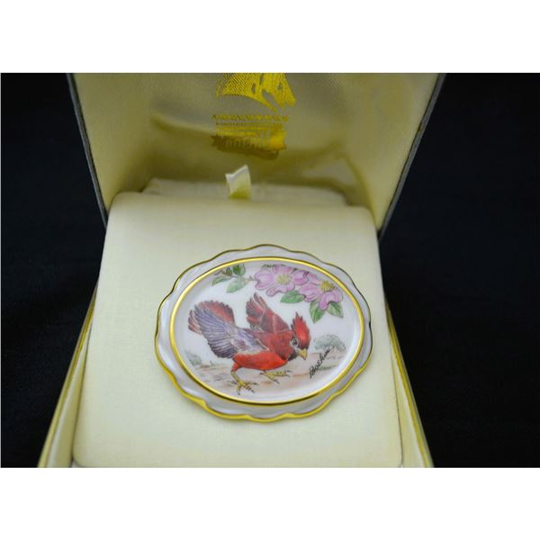 Boehm Porcelain Cardinal Pendant Pin, BJ-08 W/Box
