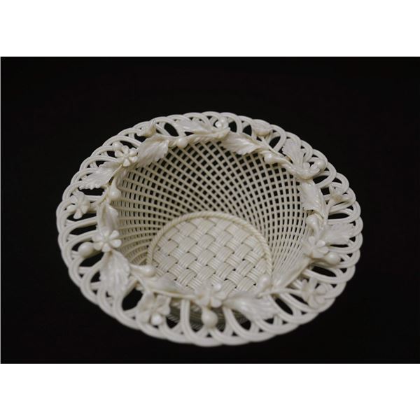 Belleek Porcelain Ivory Glazed Basket, Round, Vintage