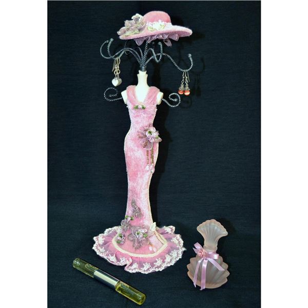 5Pc Fashion Collection, Earrings, Perfume Bottle, Parfum by Fergie & Miniature Fashion Mannequin, 16