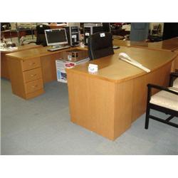 Oak U-Shaped Bowfront Executive Suite