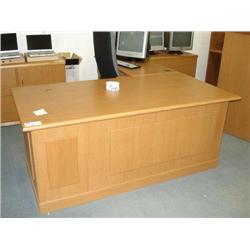 Oak L-Shaped Traditional Executive Desk