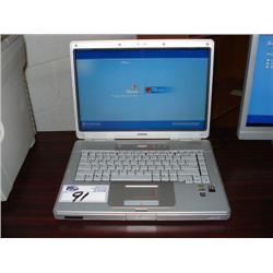 Compaq Presario Amd Turion 1.8 Ghz Notebook