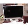 Image 1 : 19" Wide Screen Flat Panel Monitor W/built In