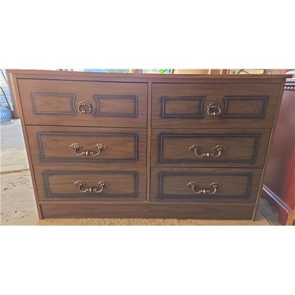 Wooden 6 Drawer Dresser (Mirror Not Attached)