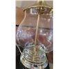 Image 3 : 2 Brass Base Table Lamps On 2 Tier Tempered Glass Table 20"T