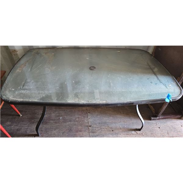Patio Table Tempered Glass Top (Needs Deep Clean)