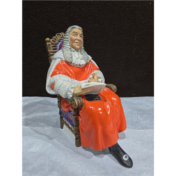 Royal Doulton The Judge HN 2443 (6"T)