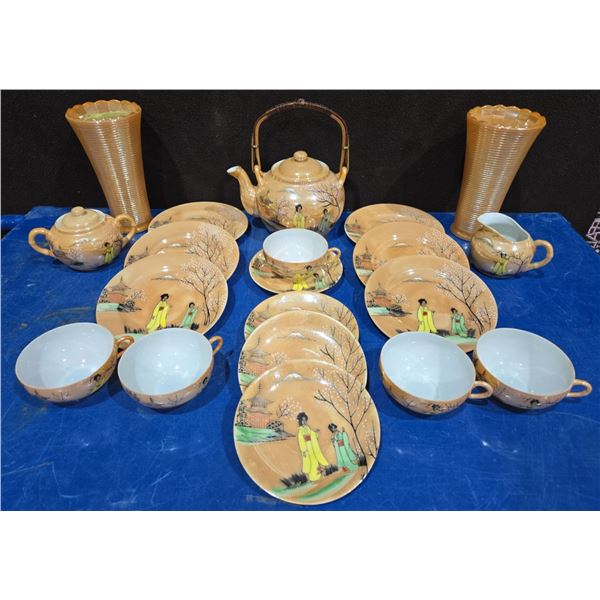 19PC Japanese Eggshell Porcelain Tea Set + 2 Vases