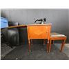 Image 3 : Singer Sewing Machine Cat No.BAJ3-8 Serial #7539185 Sewing Table With Sitting Stool