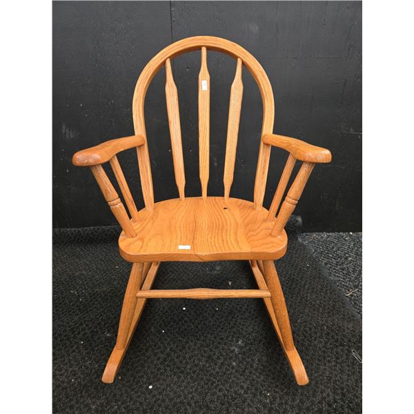 Shin-Lee Solid Wood Children's Rocking Chair