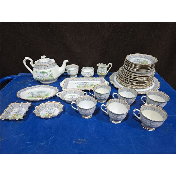 Royal Albert Silver Birch England Crown China Set