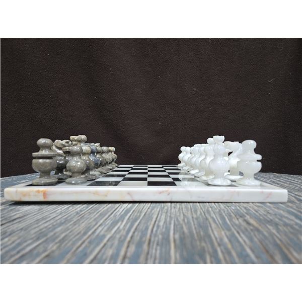Solid Onyx Stone Carved Chess Set With All Pieces