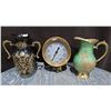Image 1 : Brass Decor Lot: 2 Vases + Pressure Gage