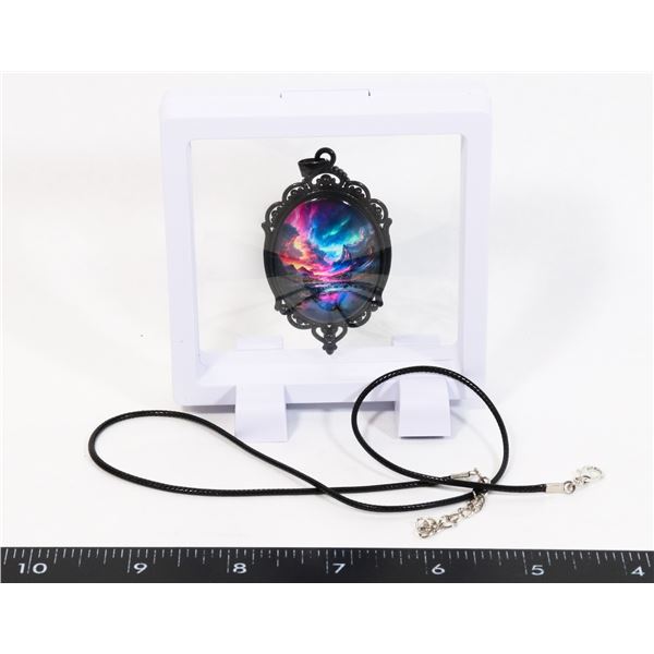 NORTHERN LIGHTS PENDANT NECKLACE IN FLOATING