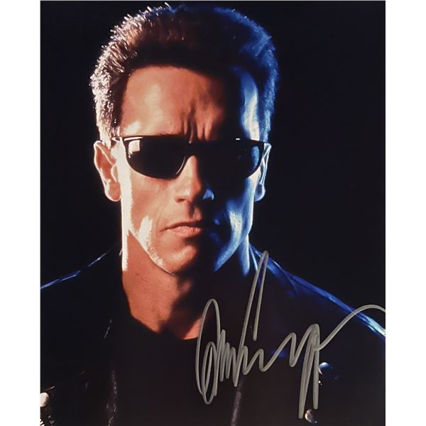 Terminator 2 Arnold Schwarzenegger signed photo