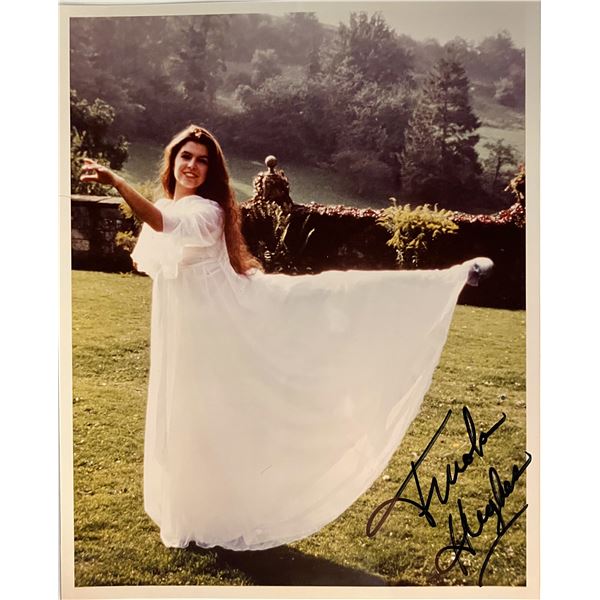Finola Hughes signed photo