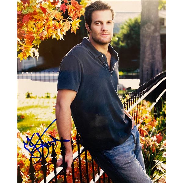 Geoff Stults signed photo