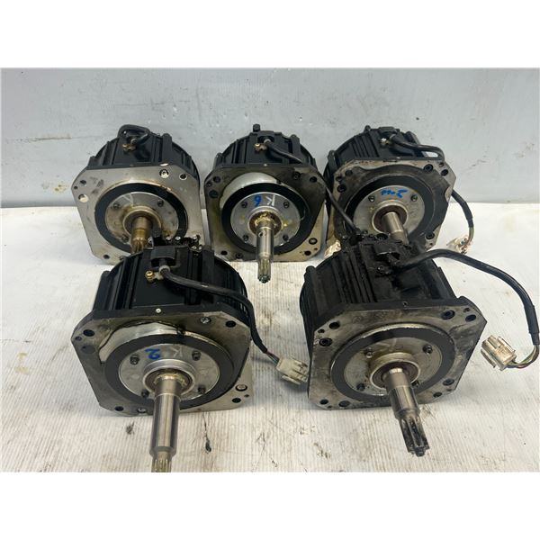 (5) Yaskawa #SGMRS-06A2B-YR11 AC Servo Motors w/Encoders: #UTSAE-B17CL