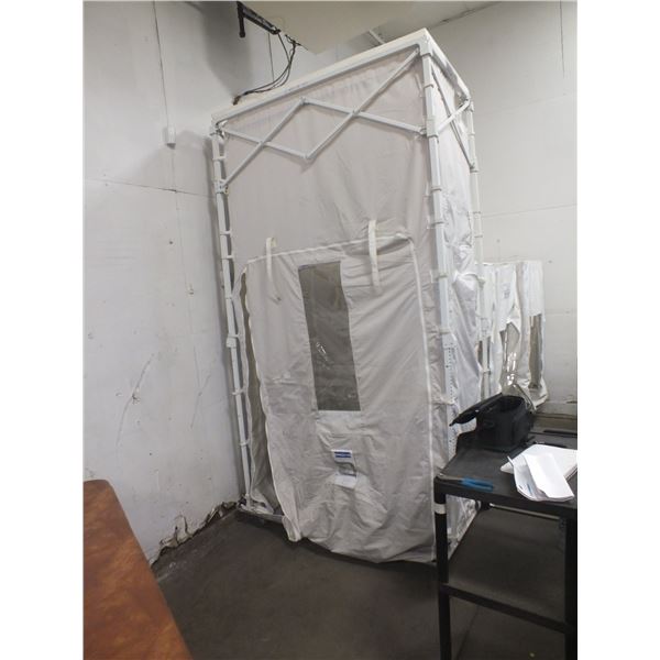 4 Mobile Construction Enclosures Tents w/ 1 Fan No Hose