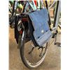 Image 1 : ENS. DE SACCOCHE DOUBLE BASIL URBAN FOLD