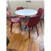 Image 2 : TABLE DE CUISINE 30" A/ 4 CHAISES