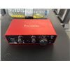 Image 1 : Scarlett Solo box