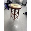 Image 1 : Stool