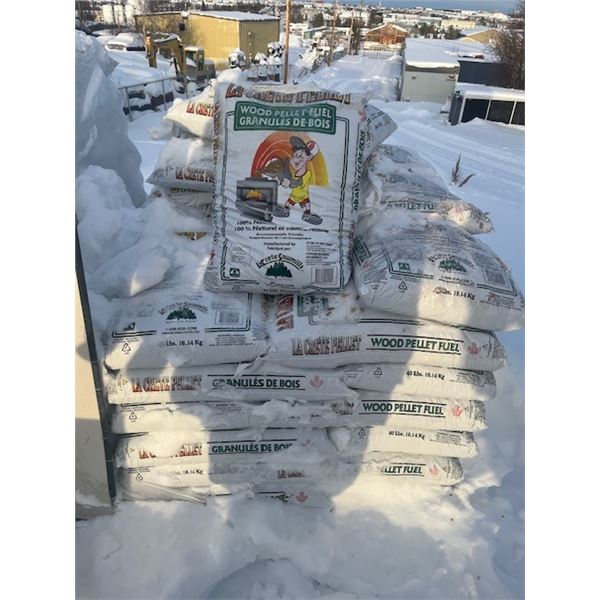 1 1/2 pallet of wood pellets - 40 plus bags