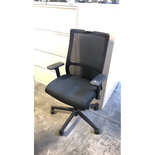 HON BLACK MESH BACK TASK CHAIR