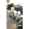 Image 2 : 19 PLASTIC STACKING CHAIRS