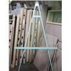 Image 1 : 2 Coat Racks & 1 Easel