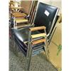 Image 1 : 4 Stacking Chairs