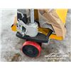 Image 8 : 3000 KG. INDUSTRIAL PALLET JACK