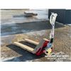 Image 2 : 5500 LB. INDUSTRIAL PALLET JACK