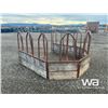 Image 2 : TOMBSTONE FENCE LINE HAY FEEDER