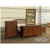 Image 2 : (5) PCS WOODEN BEDROOM SET